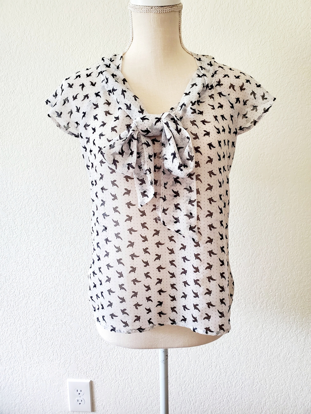 Lily Star White Blouse with Black Bird Print and Tie Neck